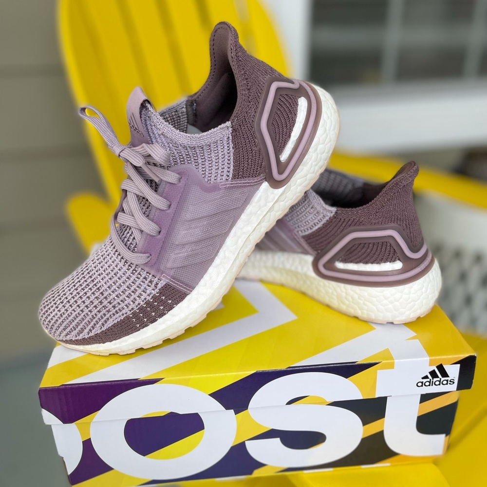 Women’s Ultraboost 19